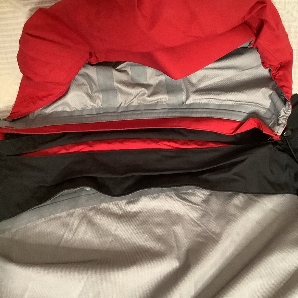 Rei E1 Elements Dark Red & Black Tech XL Waterproof Rain Jacket Removable Hood - Picture 13 of 16